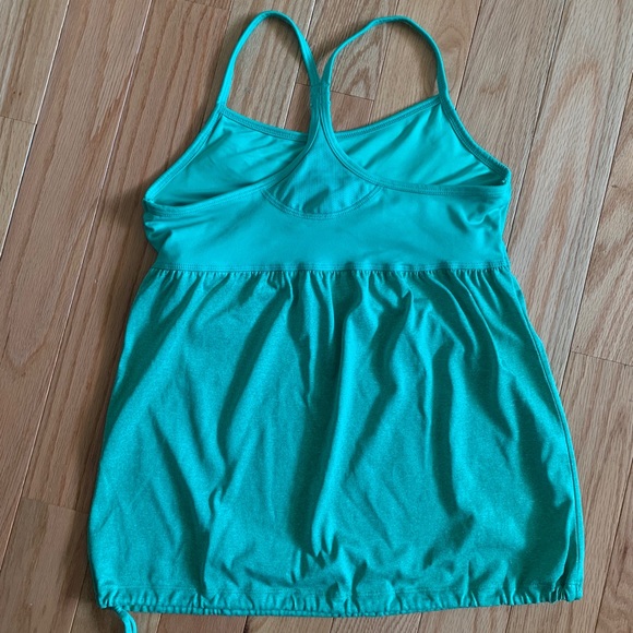Green Athletic Top - Picture 2 of 4